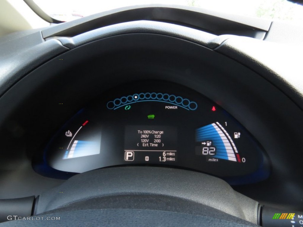 2015 Nissan LEAF S Gauges Photo #95495630