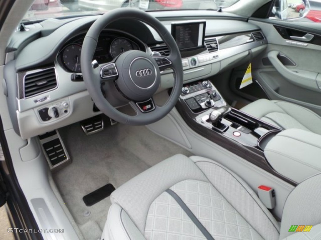 Lunar Silver Valcona Interior 2015 Audi S8 quattro S Photo #95498393