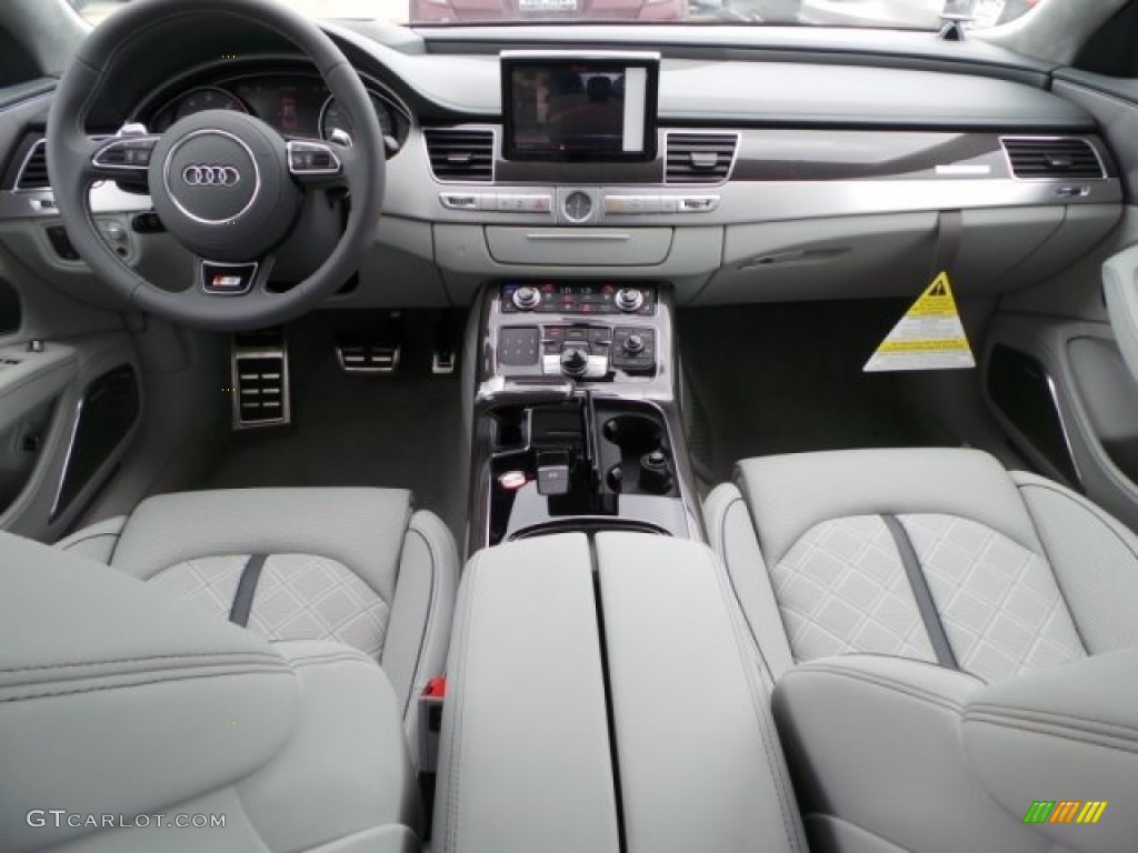 Lunar Silver Valcona Interior 2015 Audi S8 quattro S Photo #95498687
