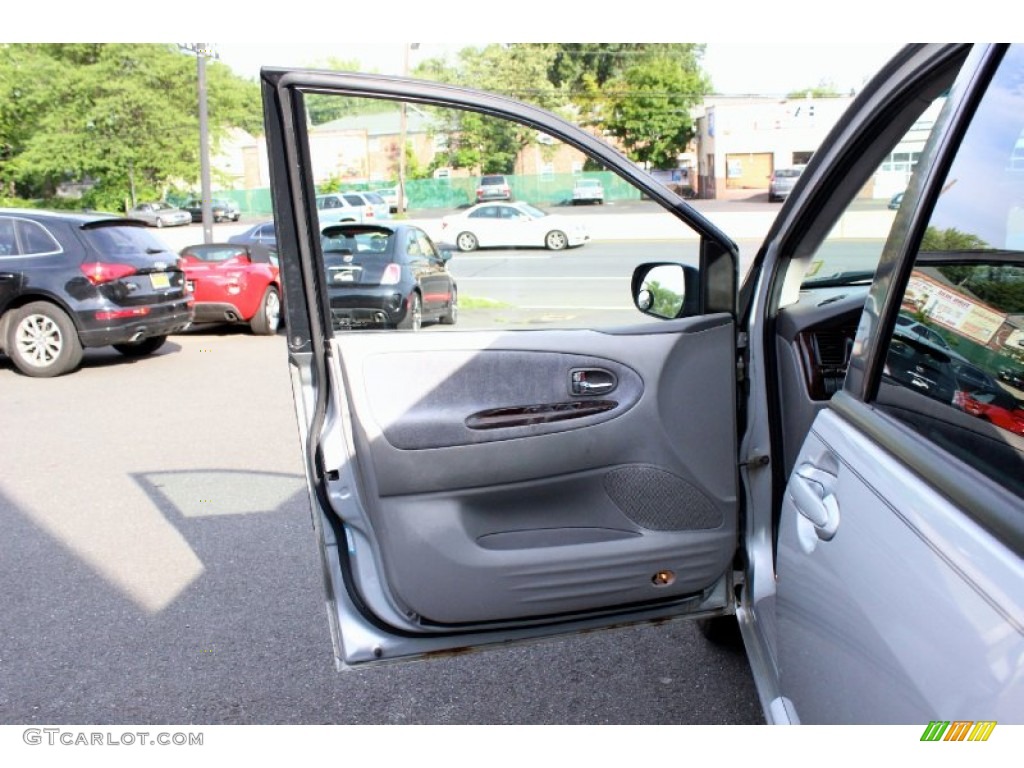 2000 MPV LX - Highlight Silver / Gray photo #11