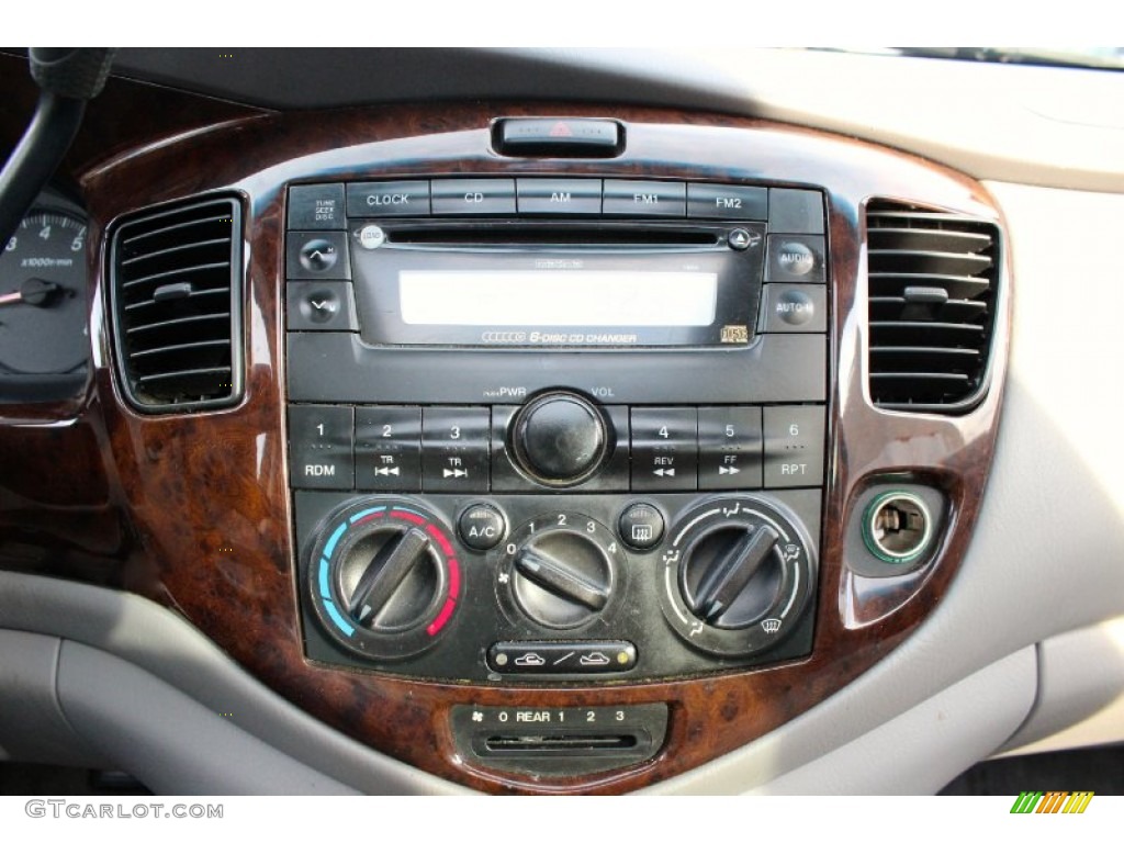 2000 MPV LX - Highlight Silver / Gray photo #17
