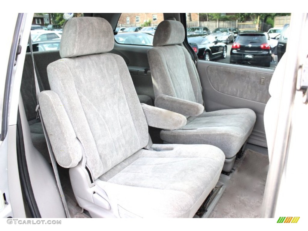 2000 MPV LX - Highlight Silver / Gray photo #27