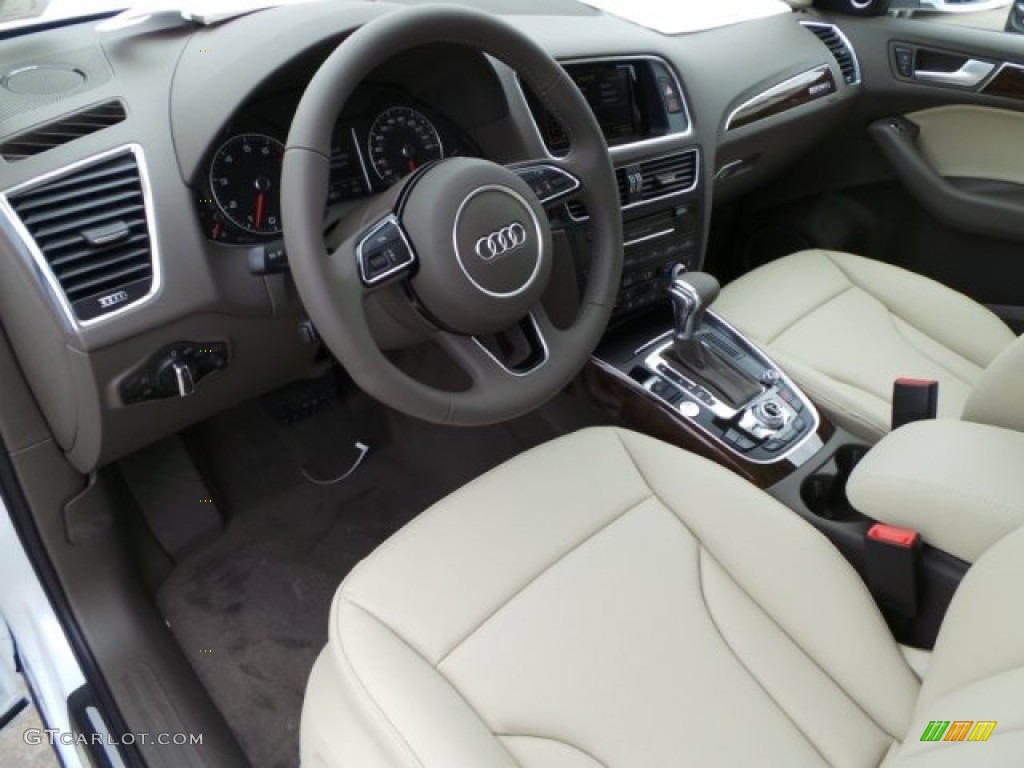 Pistachio Beige Interior 2015 Audi Q5 3.0 TFSI Premium Plus quattro Photo #95501396