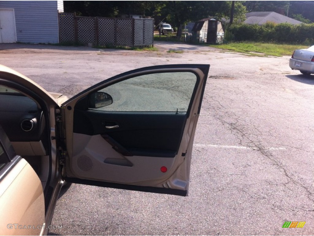 2007 G6 Sedan - Sedona Beige Metallic / Light Taupe photo #16