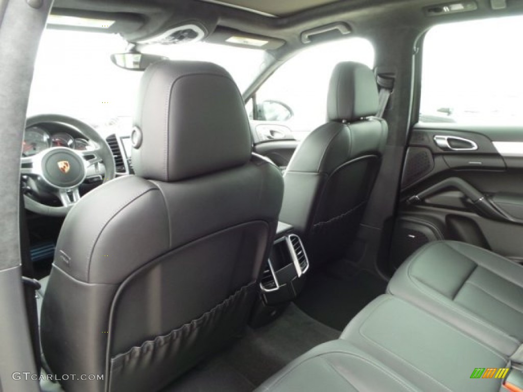 Black Interior 2014 Porsche Cayenne GTS Photo #95505863