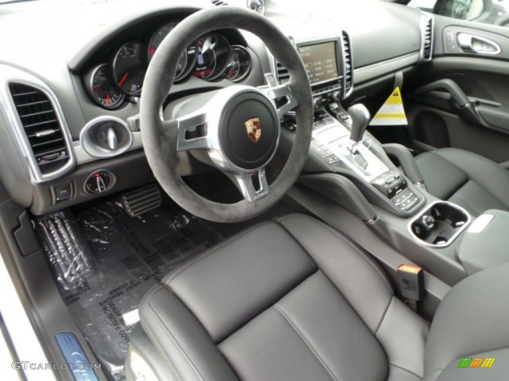 Black Interior 2014 Porsche Cayenne GTS Photo #95506142