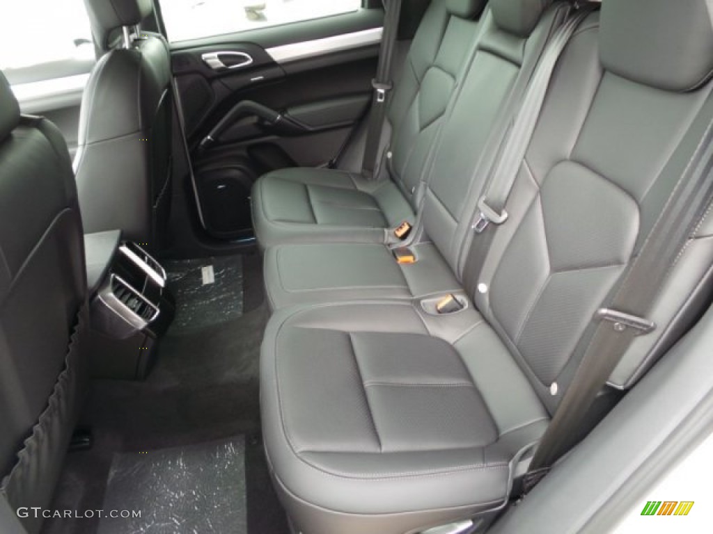 Black Interior 2014 Porsche Cayenne GTS Photo #95506337