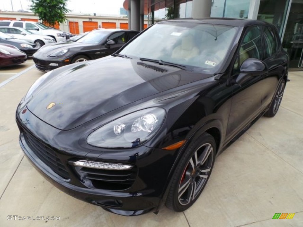 Jet Black Metallic 2014 Porsche Cayenne GTS Exterior Photo #95506499