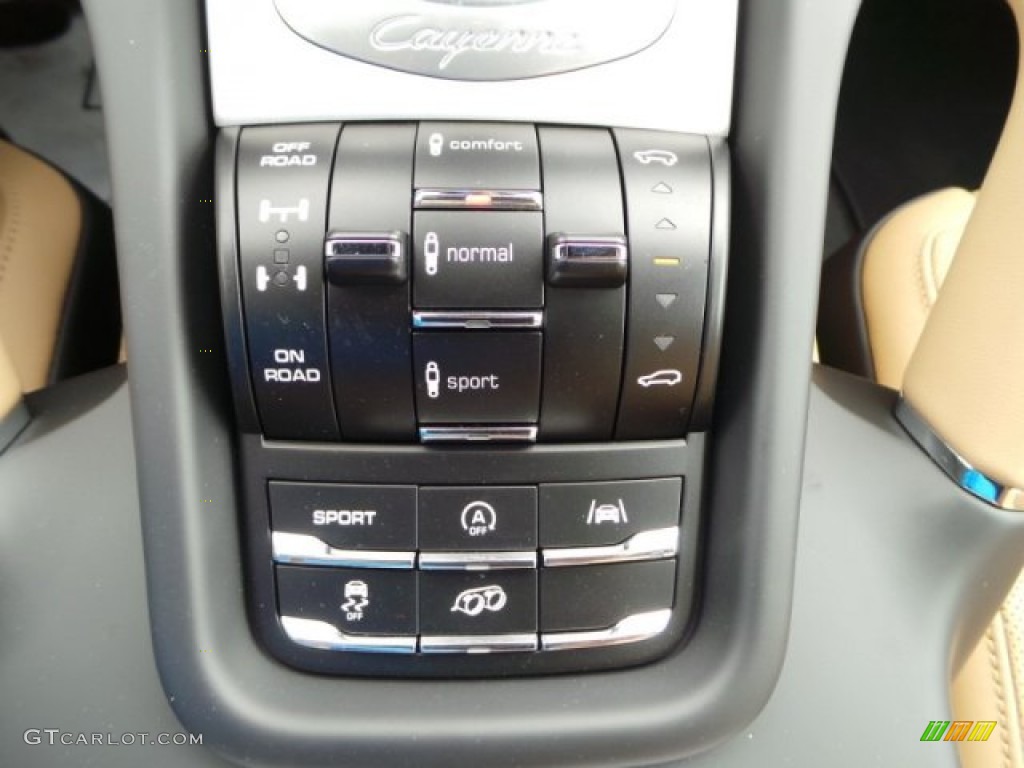 2014 Porsche Cayenne GTS Controls Photo #95506715