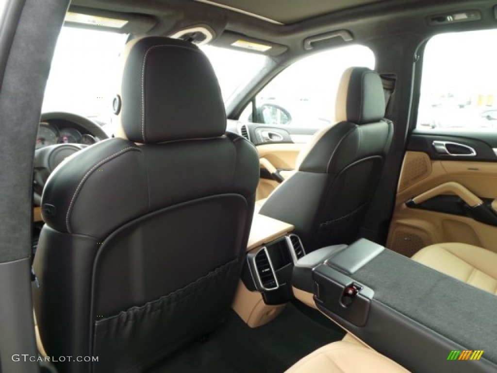 Black/Luxor Beige Interior 2014 Porsche Cayenne GTS Photo #95506760