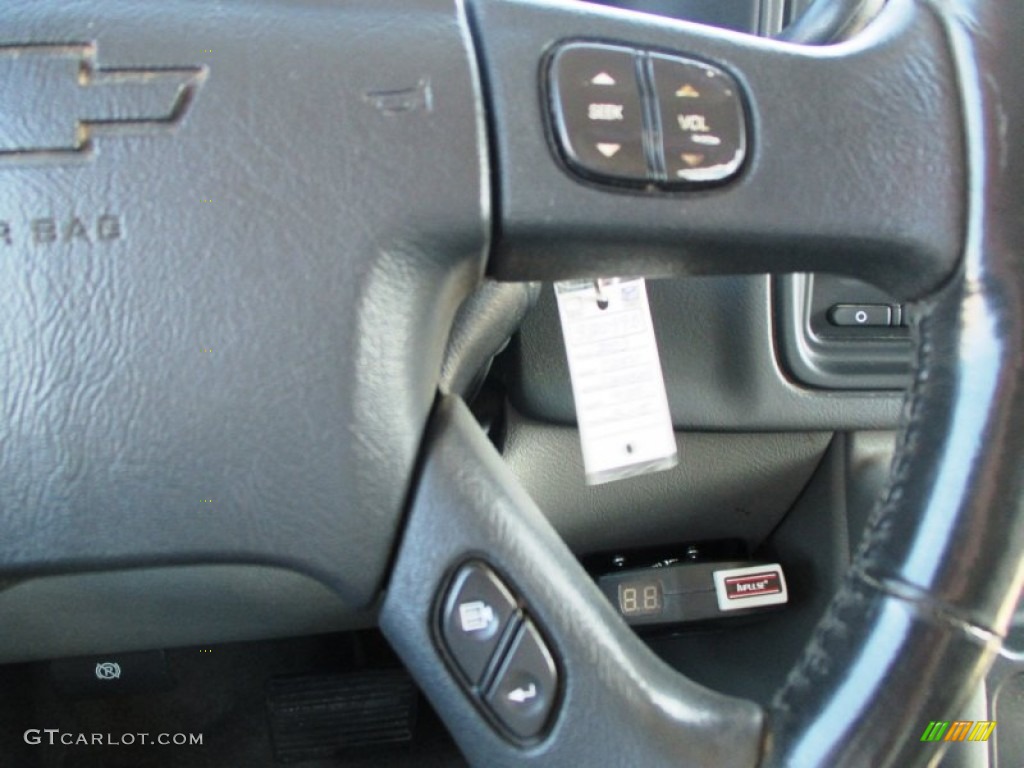 2003 Suburban 1500 LT 4x4 - Indigo Blue Metallic / Gray/Dark Charcoal photo #12