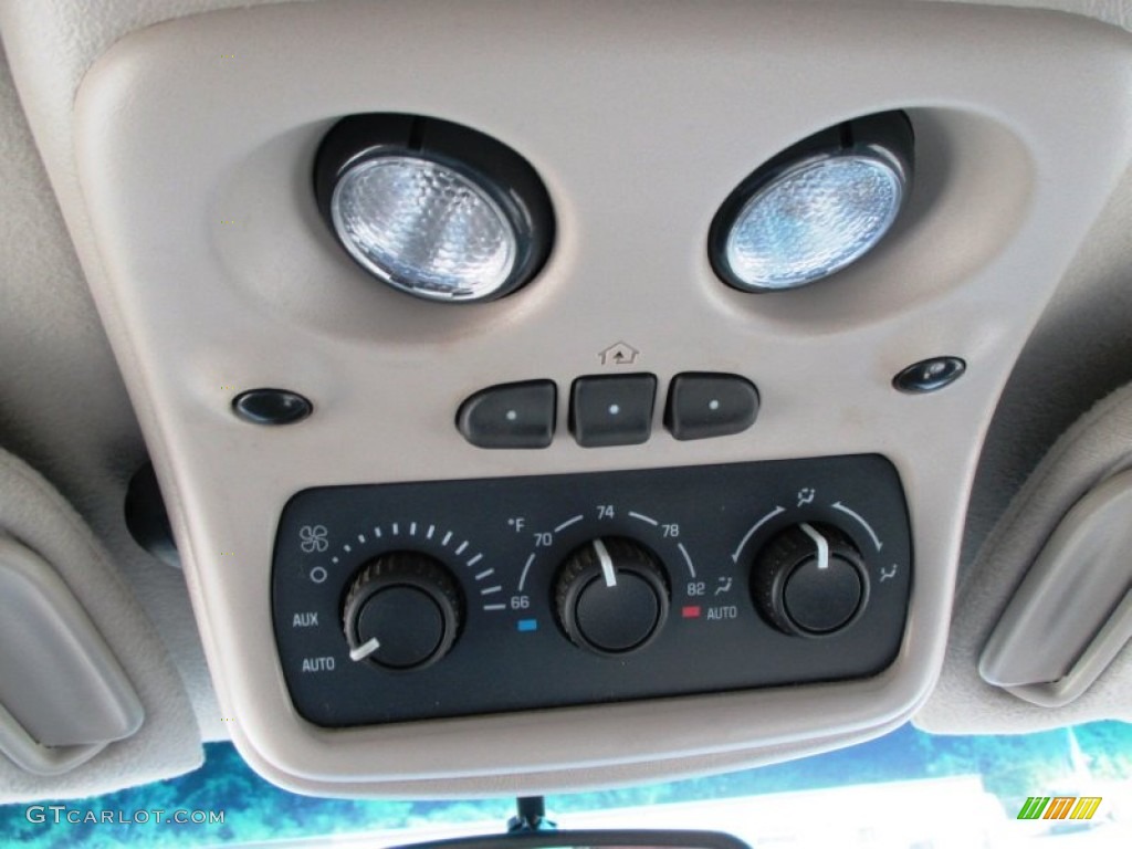 2003 Suburban 1500 LT 4x4 - Indigo Blue Metallic / Gray/Dark Charcoal photo #19