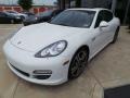 Carrara White - Panamera V6 Photo No. 3