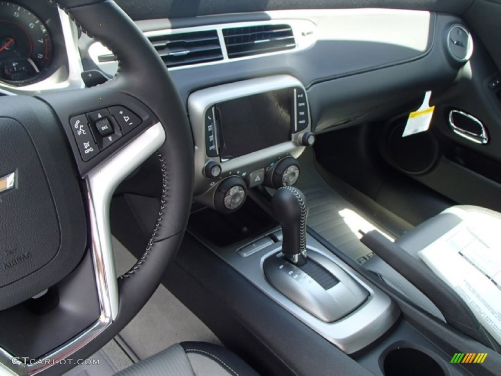 2015 Chevrolet Camaro LT Coupe Controls Photo #95513058
