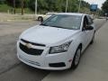 Summit White - Cruze LS Photo No. 7