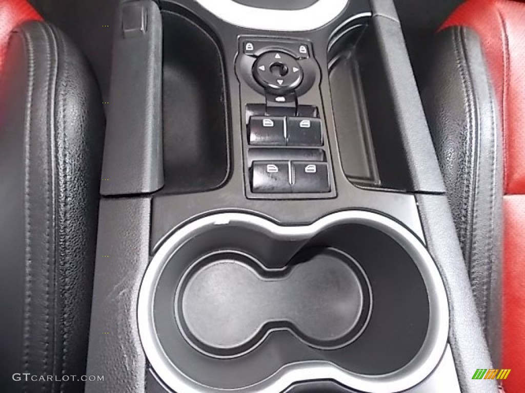 2008 Pontiac G8 GT Controls Photos