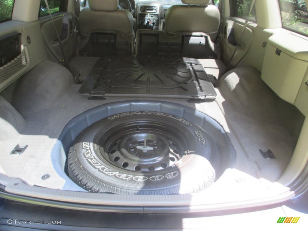 2004 Grand Cherokee Laredo 4x4 - Steel Blue Pearl / Dark Slate Gray photo #16