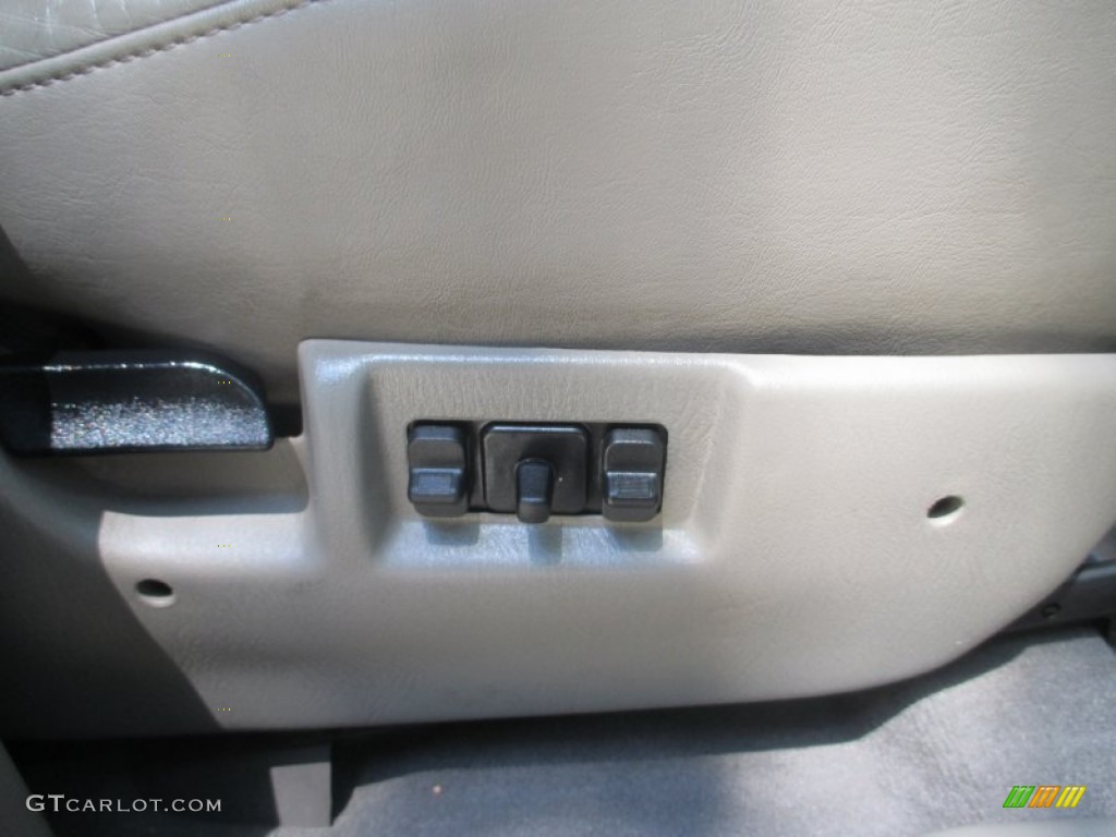 2004 Grand Cherokee Laredo 4x4 - Steel Blue Pearl / Dark Slate Gray photo #25