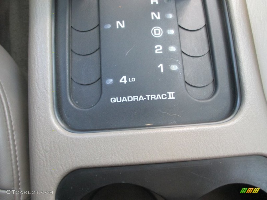 2004 Grand Cherokee Laredo 4x4 - Steel Blue Pearl / Dark Slate Gray photo #31