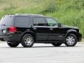 2006 Black Lincoln Navigator Ultimate  photo #28