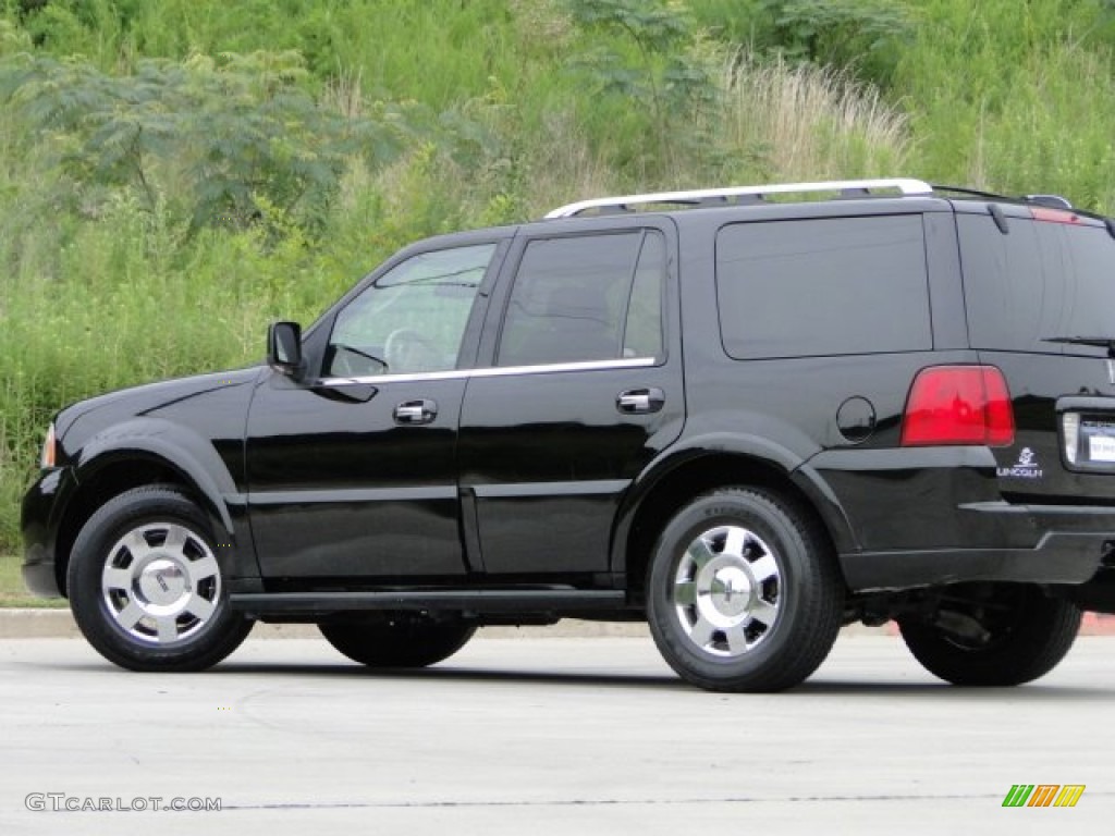 2006 Navigator Ultimate - Black / Camel photo #29