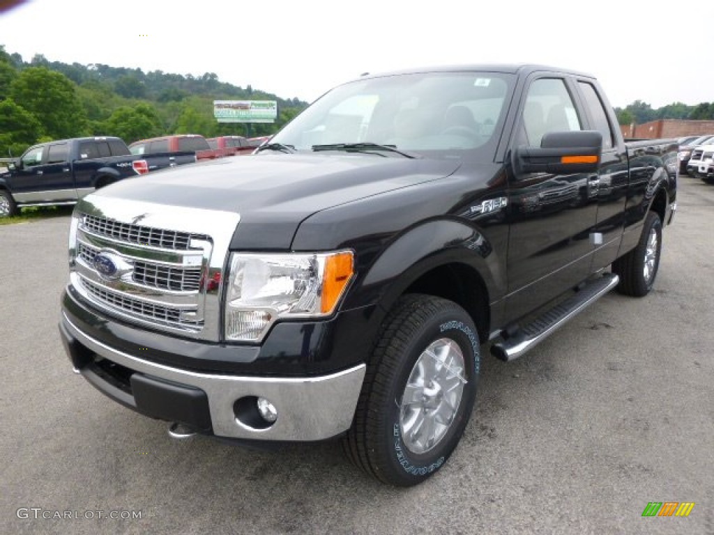 2014 F150 XLT SuperCab 4x4 - Tuxedo Black / Pale Adobe photo #4