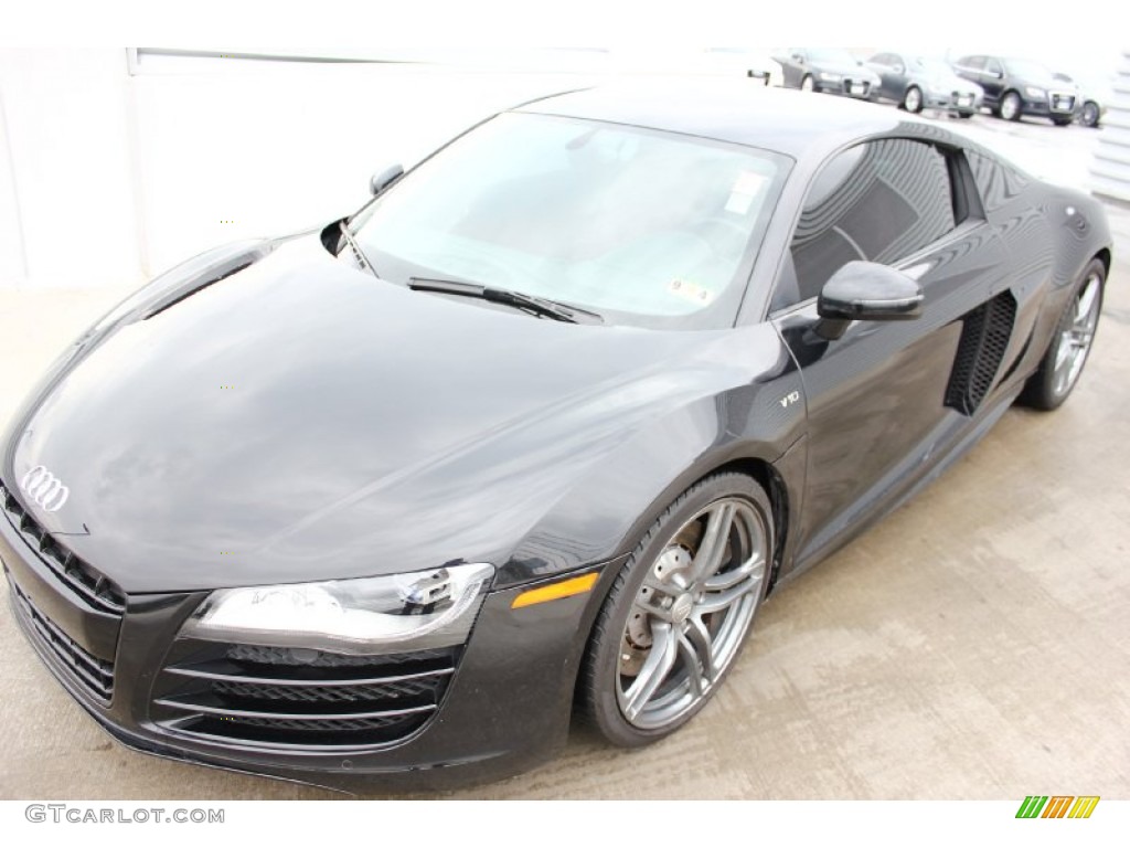 2012 R8 5.2 FSI quattro - Phantom Black Pearl Effect / Red photo #3
