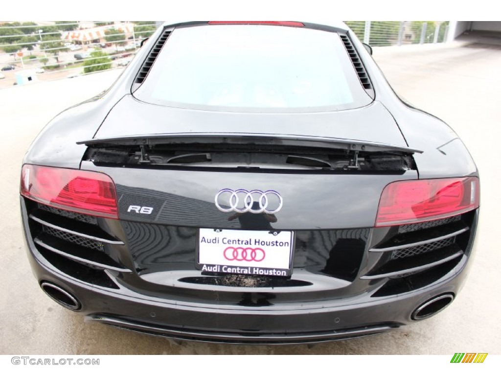 2012 R8 5.2 FSI quattro - Phantom Black Pearl Effect / Red photo #9