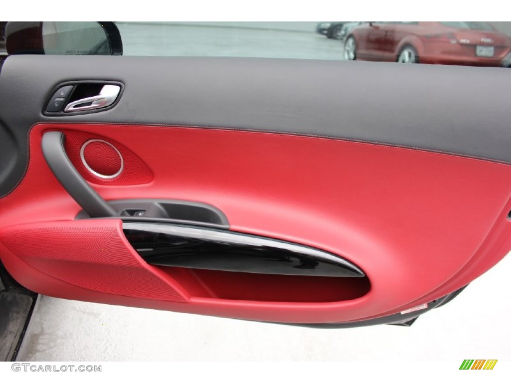 2012 Audi R8 5.2 FSI quattro Red Door Panel Photo #95544594