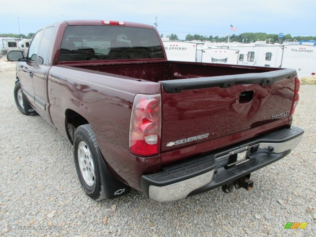2003 Silverado 1500 LS Extended Cab - Dark Carmine Red Metallic / Dark Charcoal photo #17