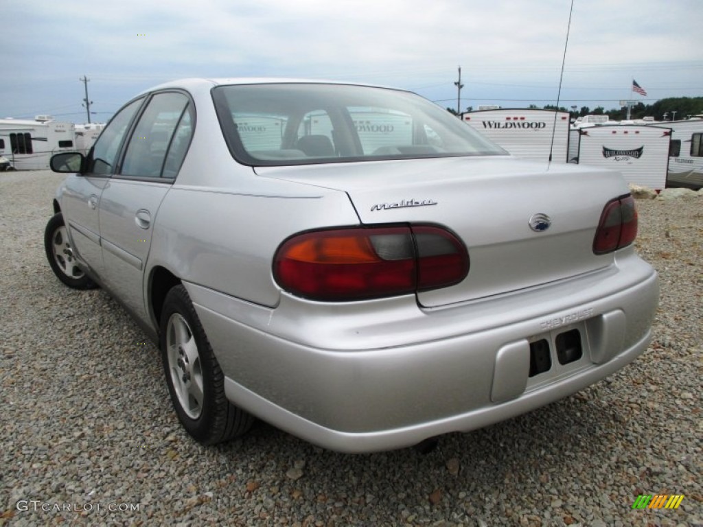2003 Malibu Sedan - Galaxy Silver Metallic / Gray photo #15