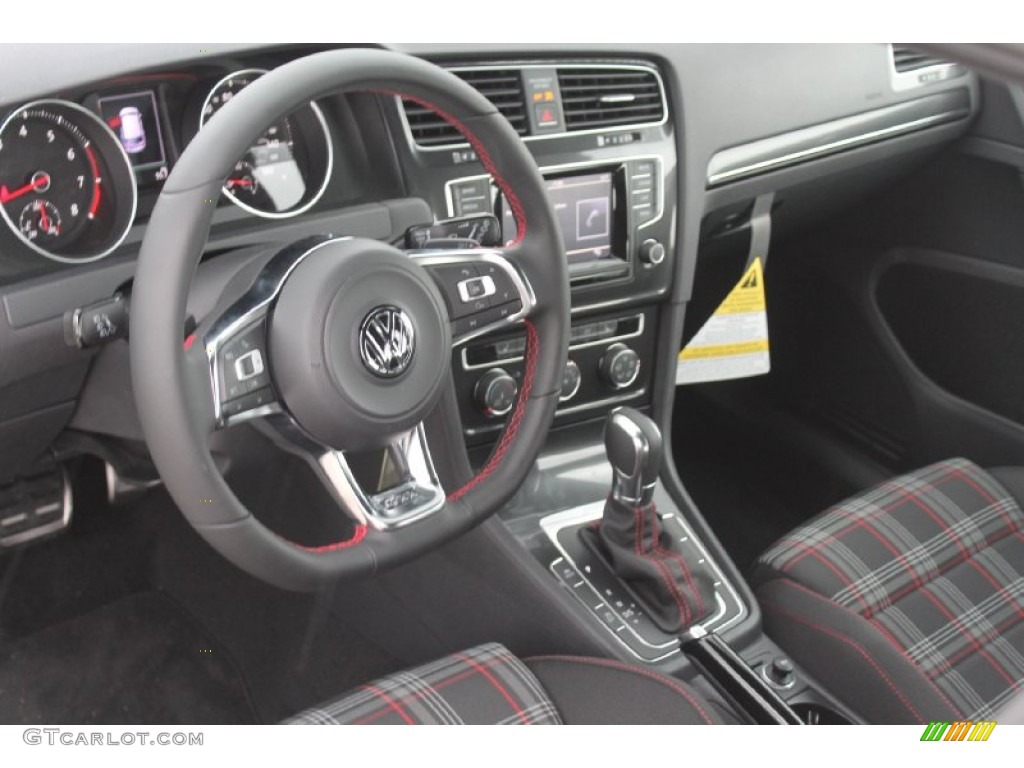 2015 Volkswagen Golf GTI 4-Door 2.0T S Interlagos Cloth Dashboard Photo #95553627