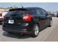 Tuxedo Black - Focus SE Hatchback Photo No. 3