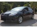 Tuxedo Black - Focus SE Hatchback Photo No. 7