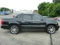 Black Raven - Escalade EXT Premium AWD Photo No. 10