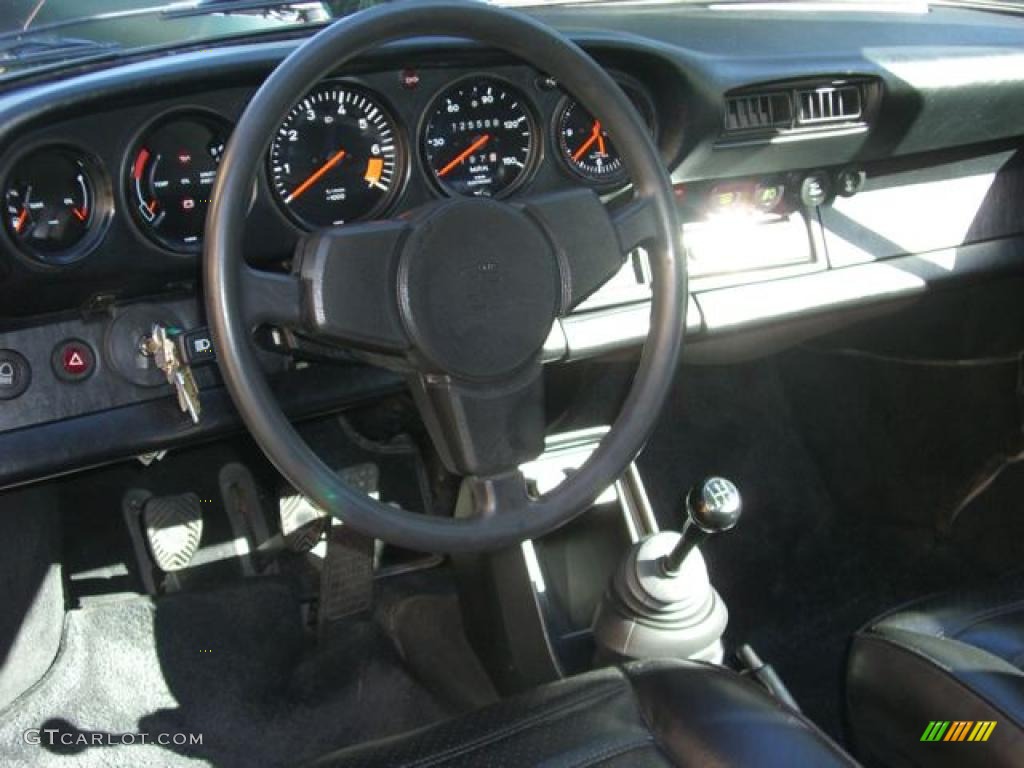1981 Porsche 911 SC Coupe Black Dashboard Photo #955778