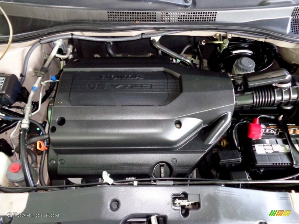 2004 Honda Odyssey EX-L Engine Photos