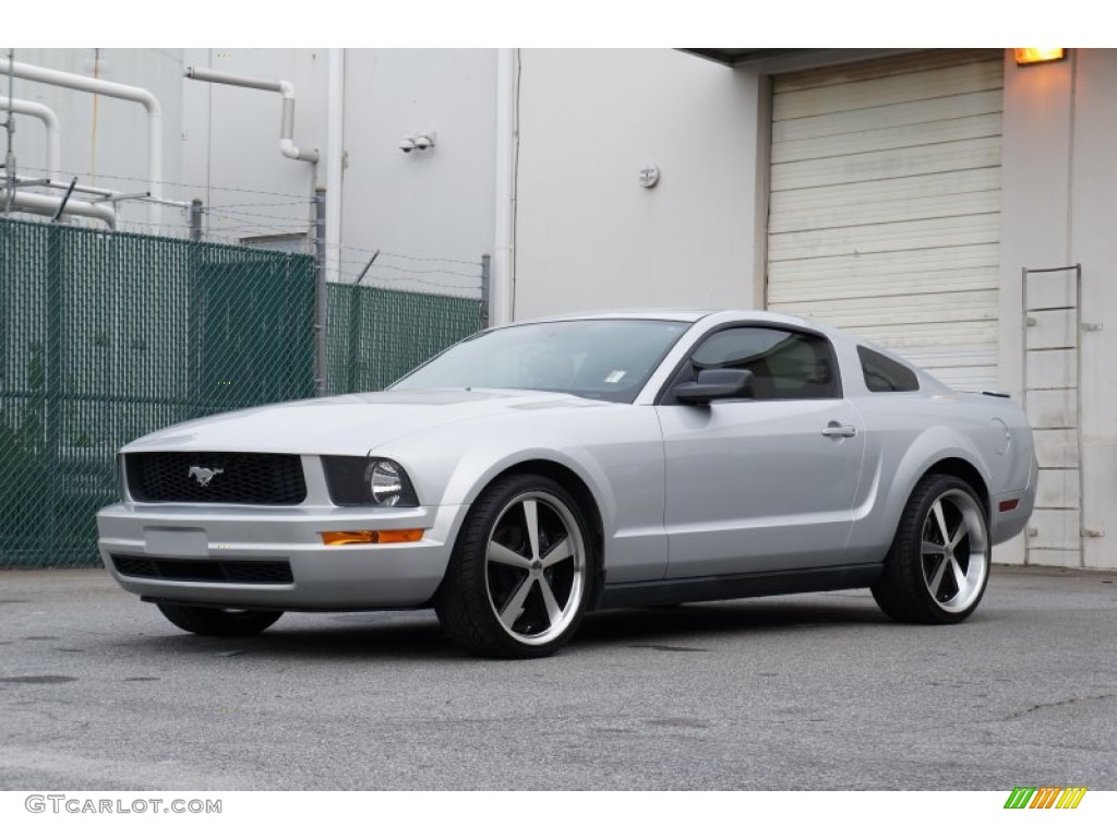 2007 Mustang V6 Deluxe Coupe - Satin Silver Metallic / Dark Charcoal photo #5