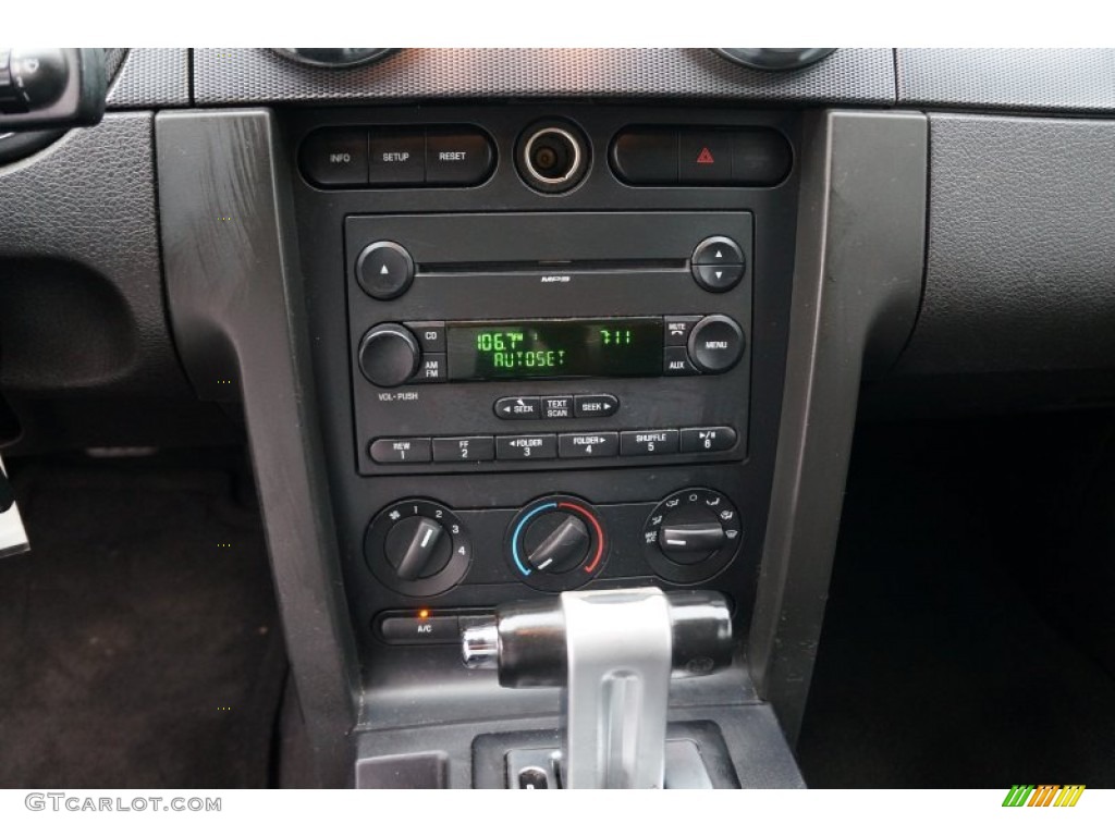 2007 Mustang V6 Deluxe Coupe - Satin Silver Metallic / Dark Charcoal photo #11