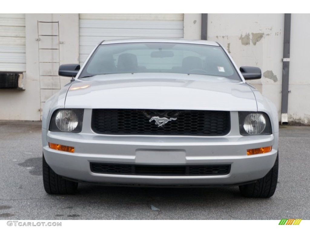 2007 Mustang V6 Deluxe Coupe - Satin Silver Metallic / Dark Charcoal photo #18