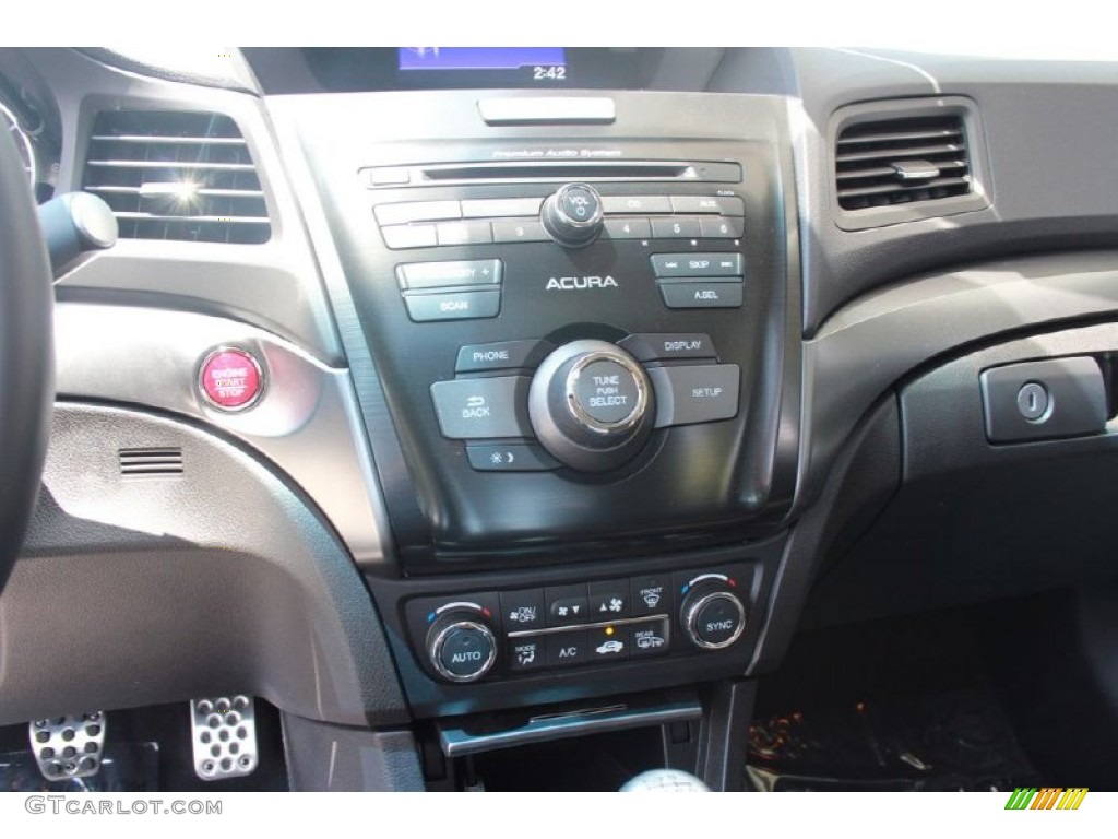 2015 Acura ILX 2.4L Premium Controls Photo #95590087
