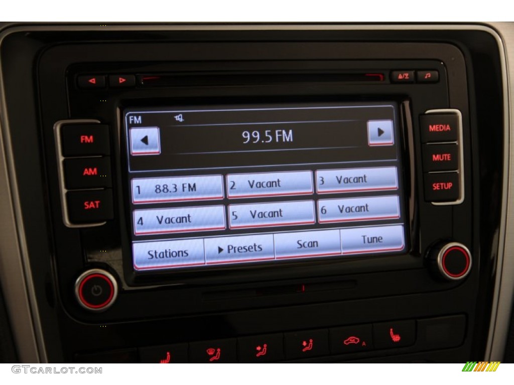 2012 Volkswagen Passat 2.5L SE Controls Photo #95592046