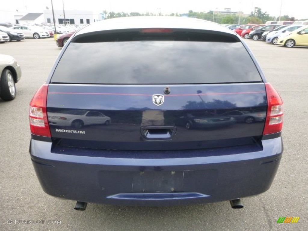 2005 Magnum SE - Midnight Blue Pearl / Dark Slate Gray/Light Graystone photo #3