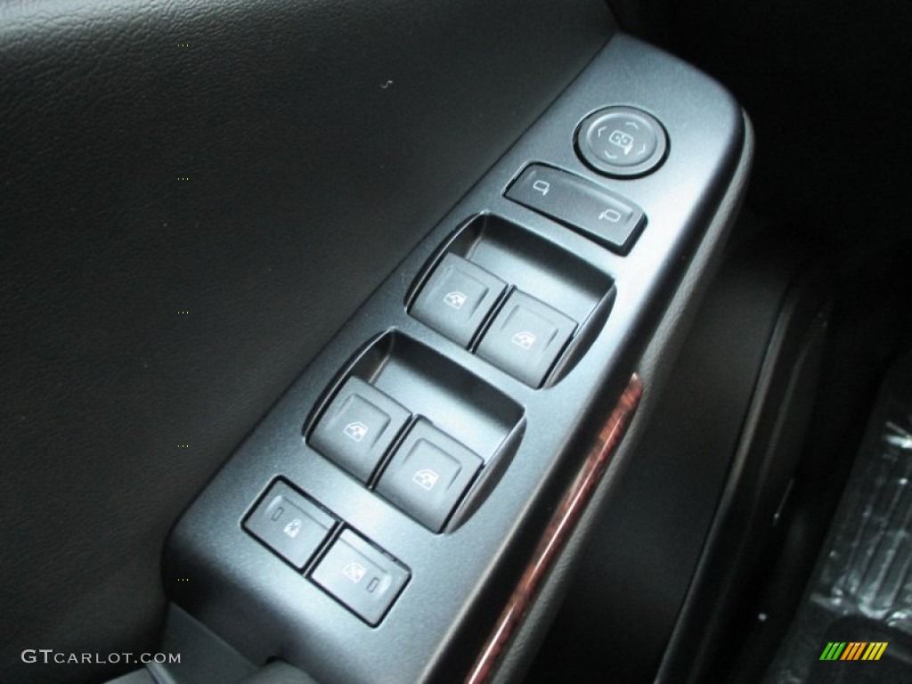 2015 GMC Yukon XL SLE 4WD Controls Photo #95600497