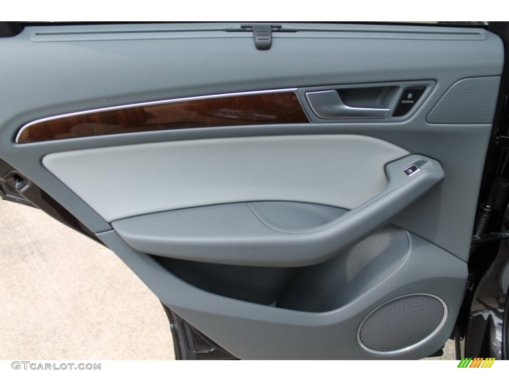2015 Audi Q5 3.0 TDI Prestige quattro Titanium Gray Door Panel Photo #95609864