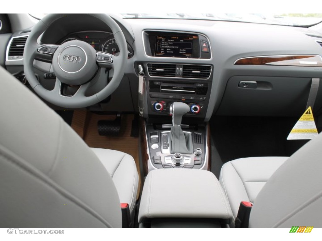2015 Audi Q5 3.0 TDI Prestige quattro Titanium Gray Dashboard Photo #95609909