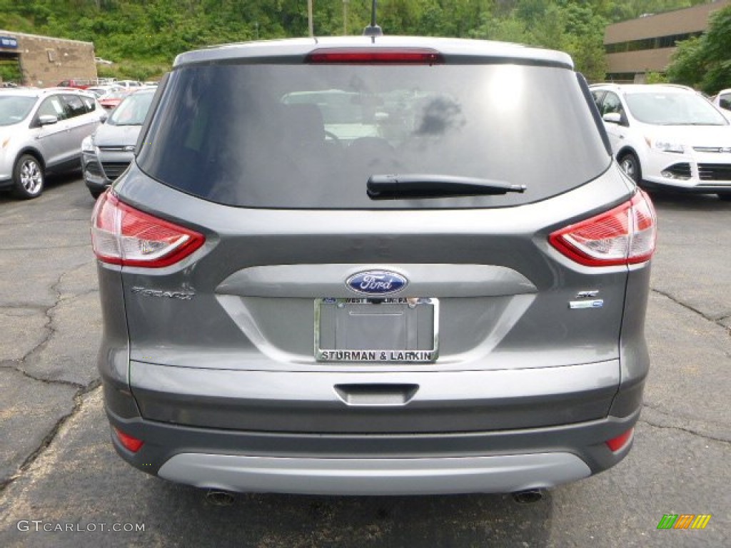 2014 Escape SE 2.0L EcoBoost 4WD - Sterling Gray / Medium Light Stone photo #3