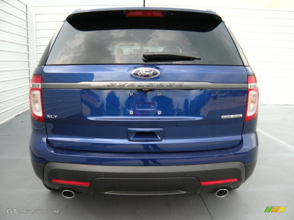 2015 Explorer XLT - Deep Impact Blue / Charcoal Black photo #5
