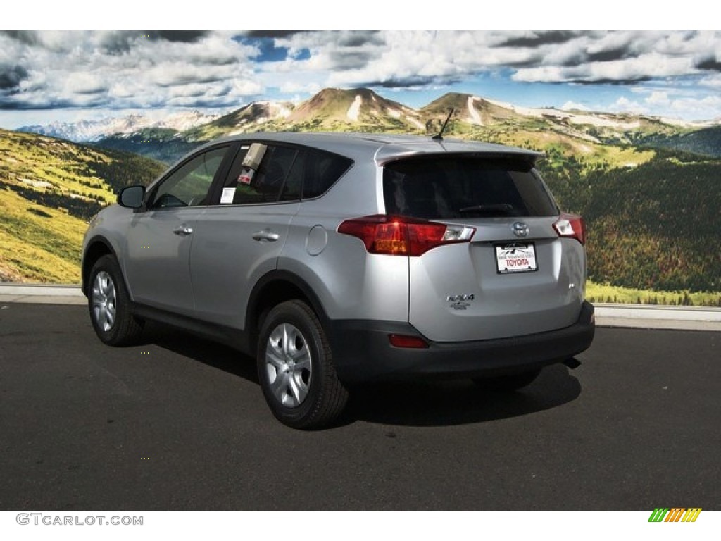 2014 RAV4 LE - Classic Silver Metallic / Black photo #3