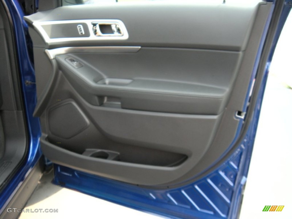 2015 Explorer XLT - Deep Impact Blue / Charcoal Black photo #17